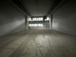 Carros Centre (D25), Factory #460714761